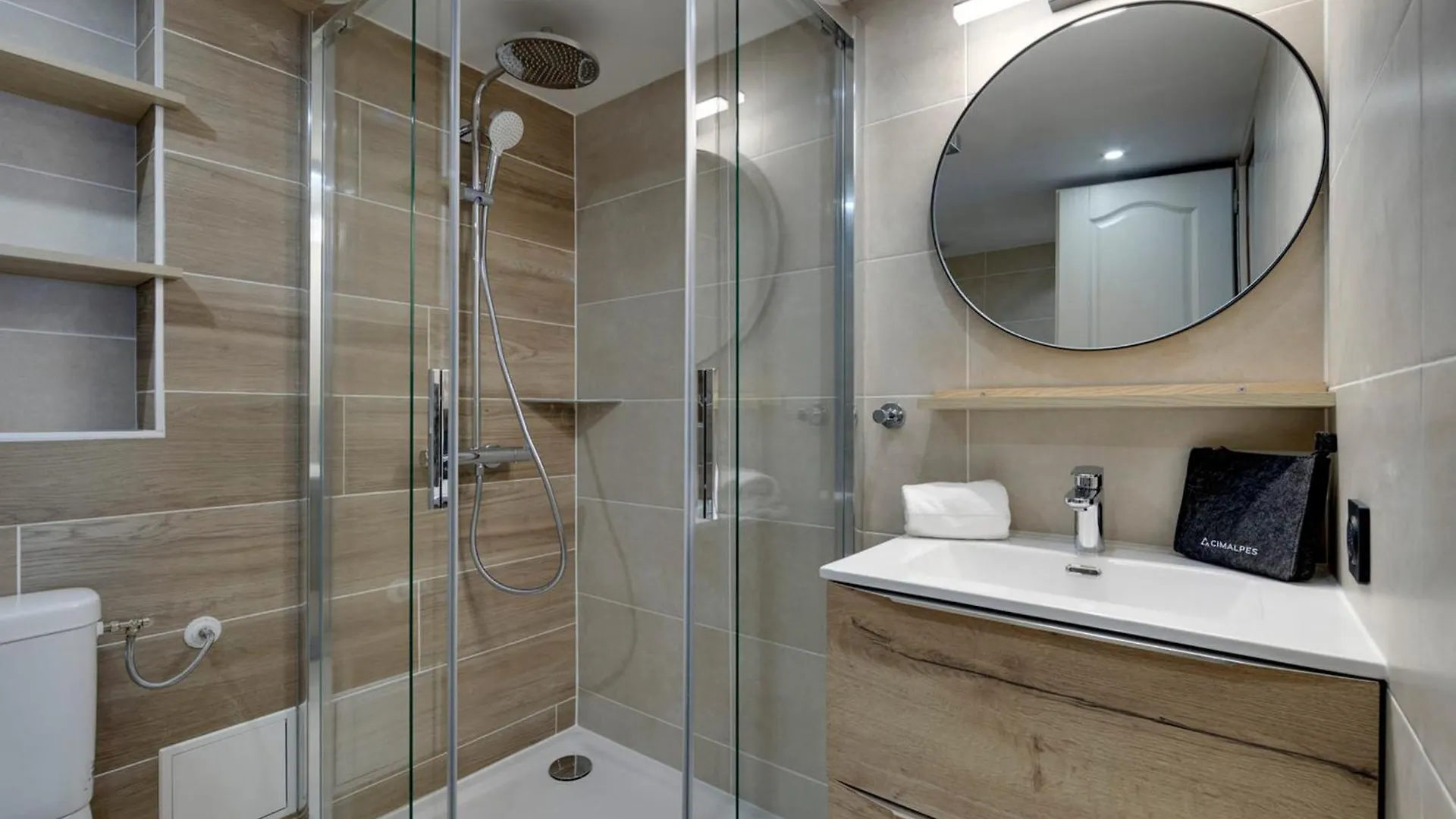 Apartment Duplex Confortable Au Coeur De Tignes Val Claret, 3 Chambres, Proche Centre Et Navettes - Fr-1-641-14 France